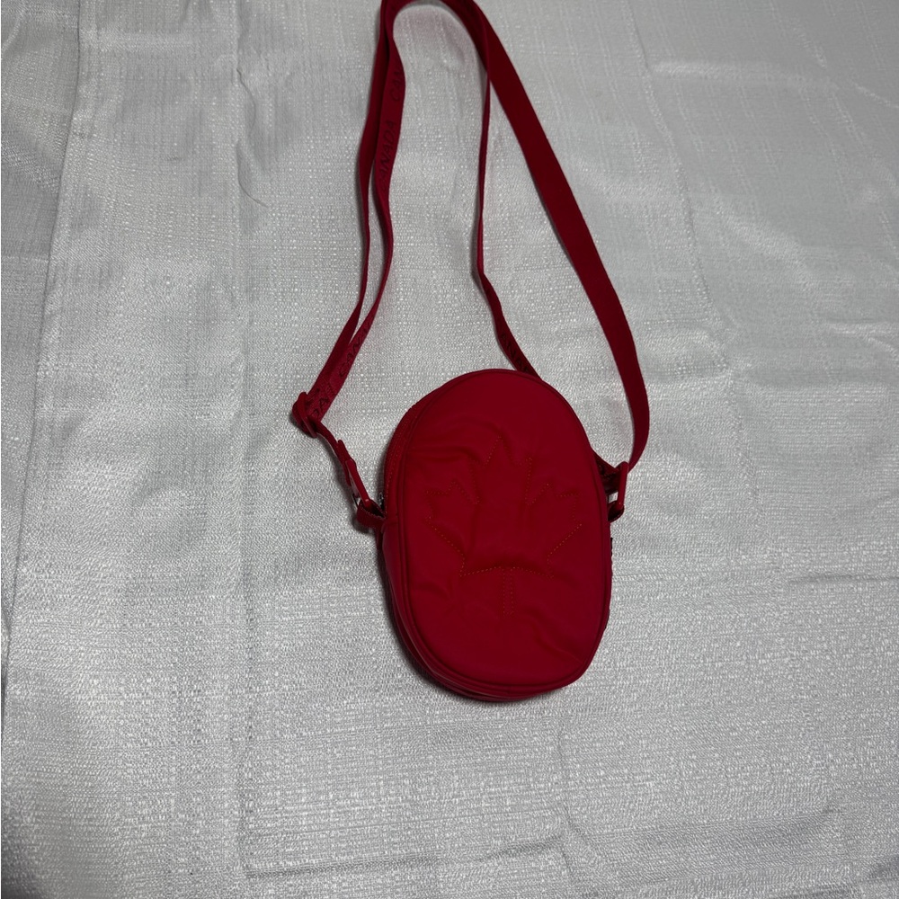 Lululemon and Canada collab crossbody nylon bag